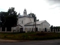 Село Воскресенское. Воскресенский храм с дороги от Шуи